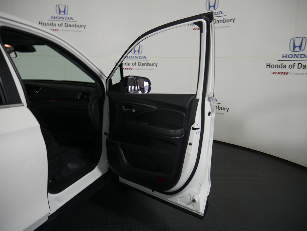 2021 Honda Pilot EX photo 7