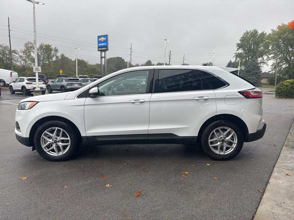 2023 Ford Edge SEL photo 6