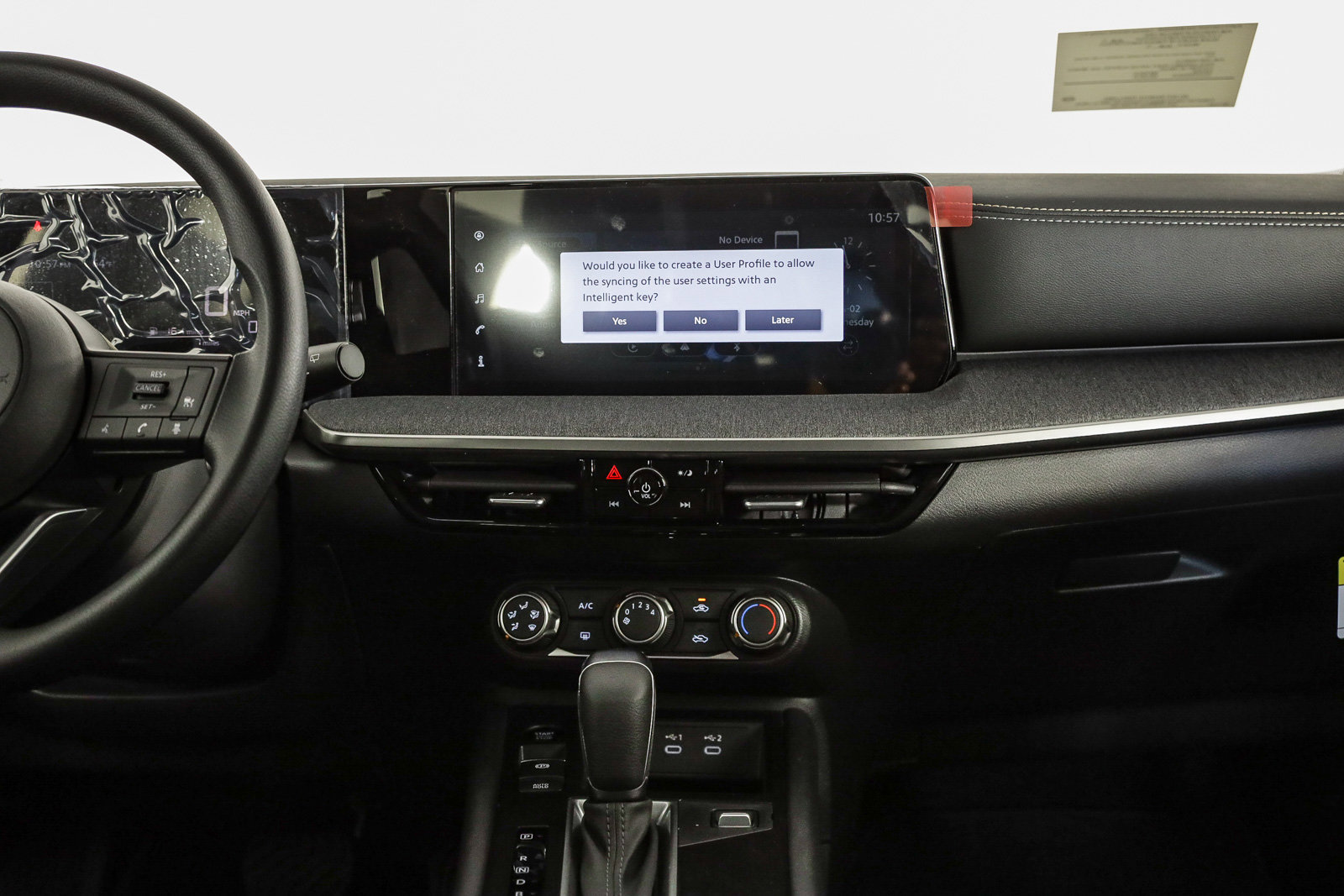 2025 Nissan Kicks SV photo 10