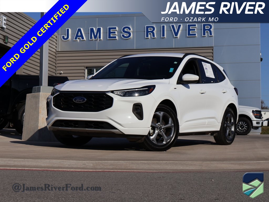 2023 Ford Escape ST-Line Select's photo