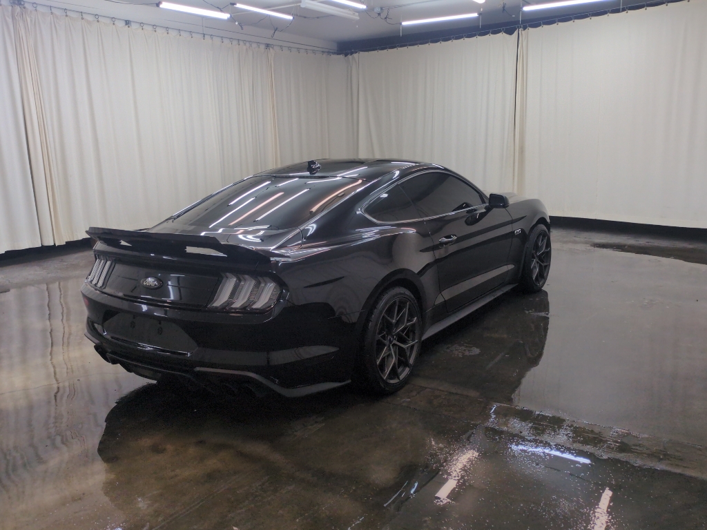 2020 Ford Mustang GT Premium photo 5