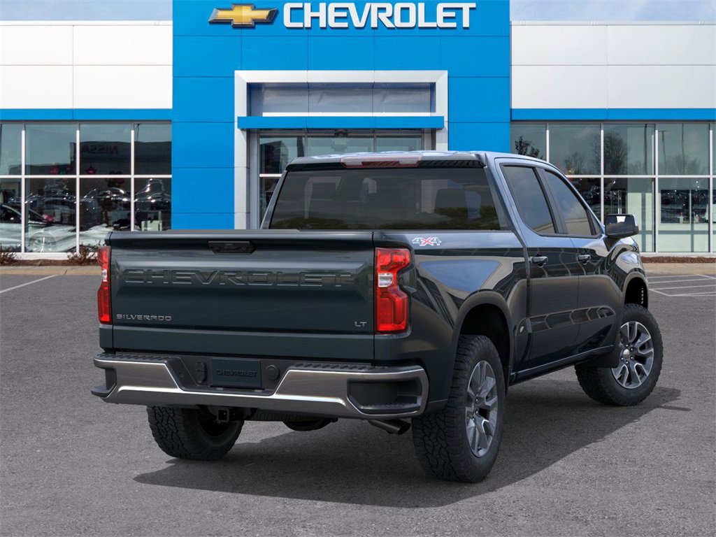 2026 Chevrolet Silverado 1500 LT photo 3