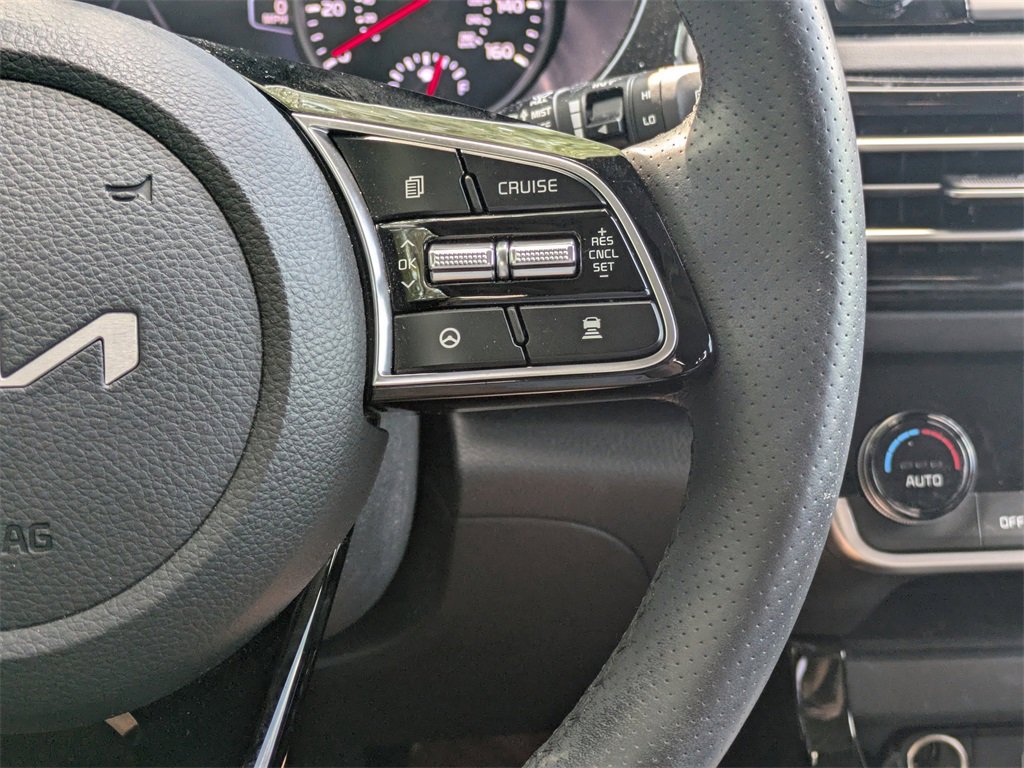 2023 Kia Seltos SX photo 18