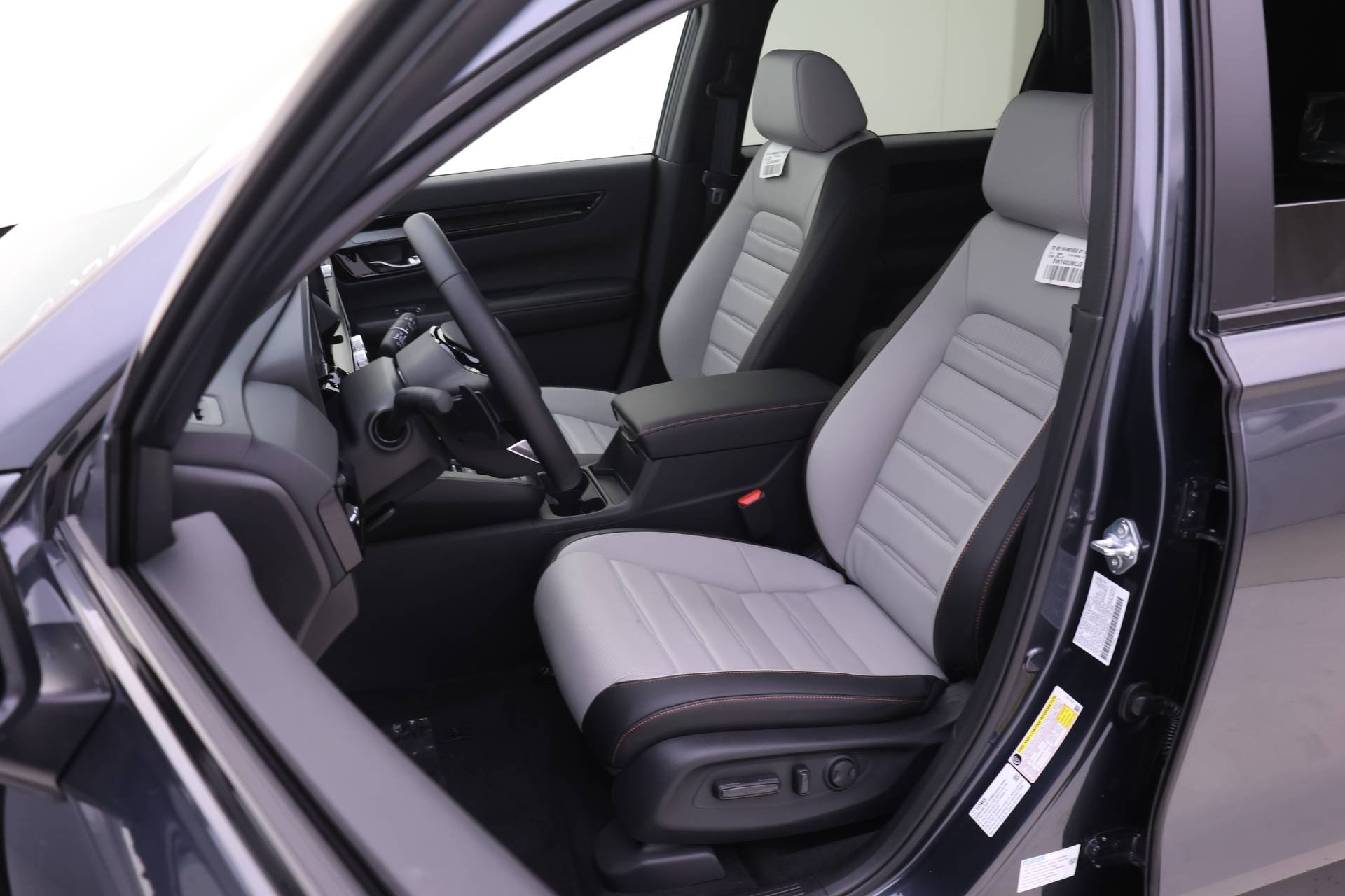 2026 Honda CR-V Hybrid Sport Touring photo 2
