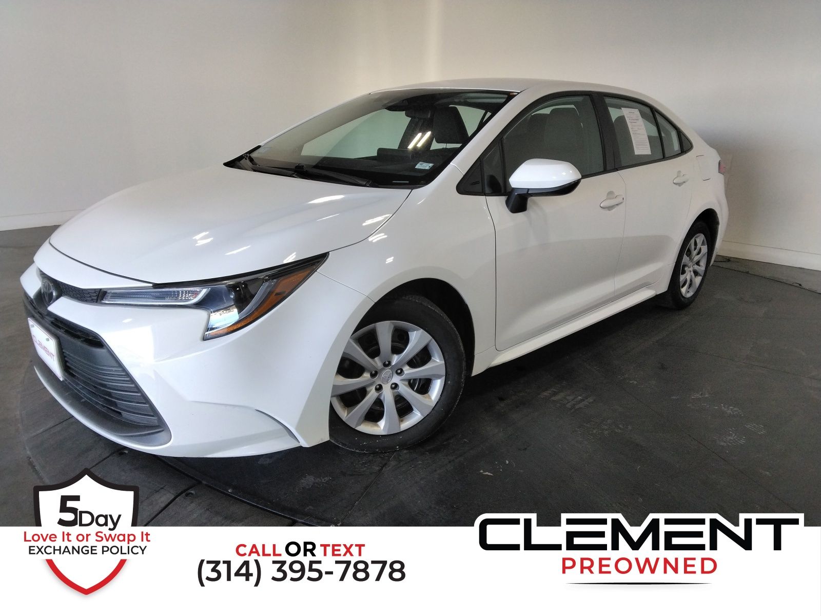 2025 Toyota Corolla LE's photo