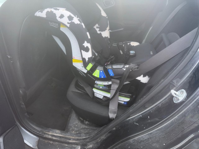 Used 2022 GRAVITY GR Kia LX image 17