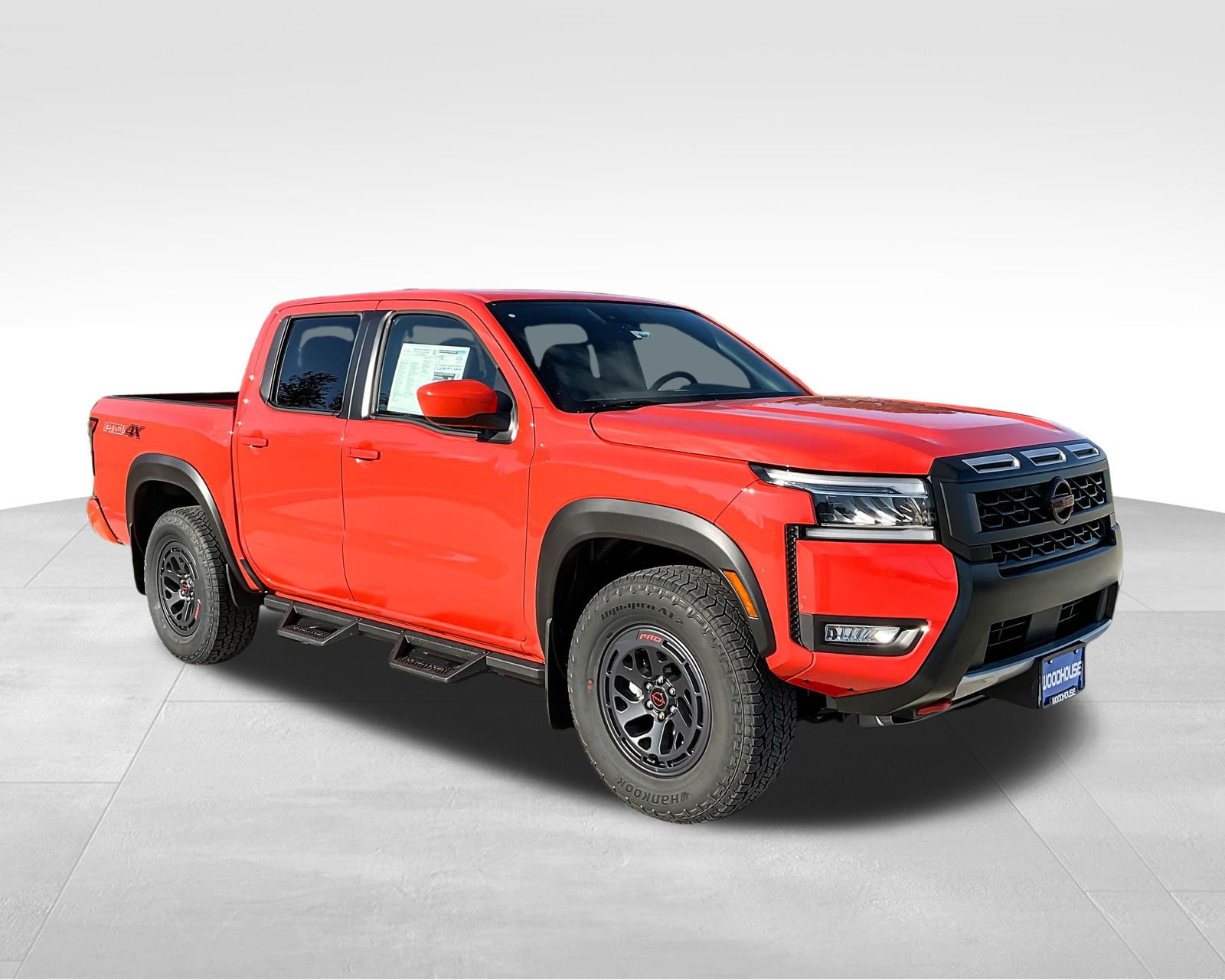 2025 Nissan Frontier PRO-4X photo 3