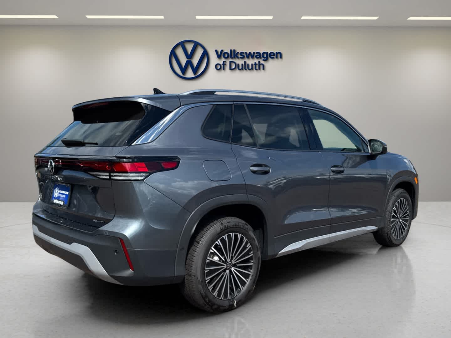 2025 Volkswagen Tiguan S photo 4