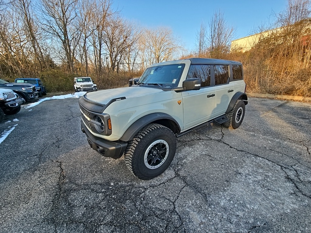 Used 2023 Ford Bronco 4-Door Badlands with VIN 1FMEE5DP1PLB59562 for sale in Kansas City