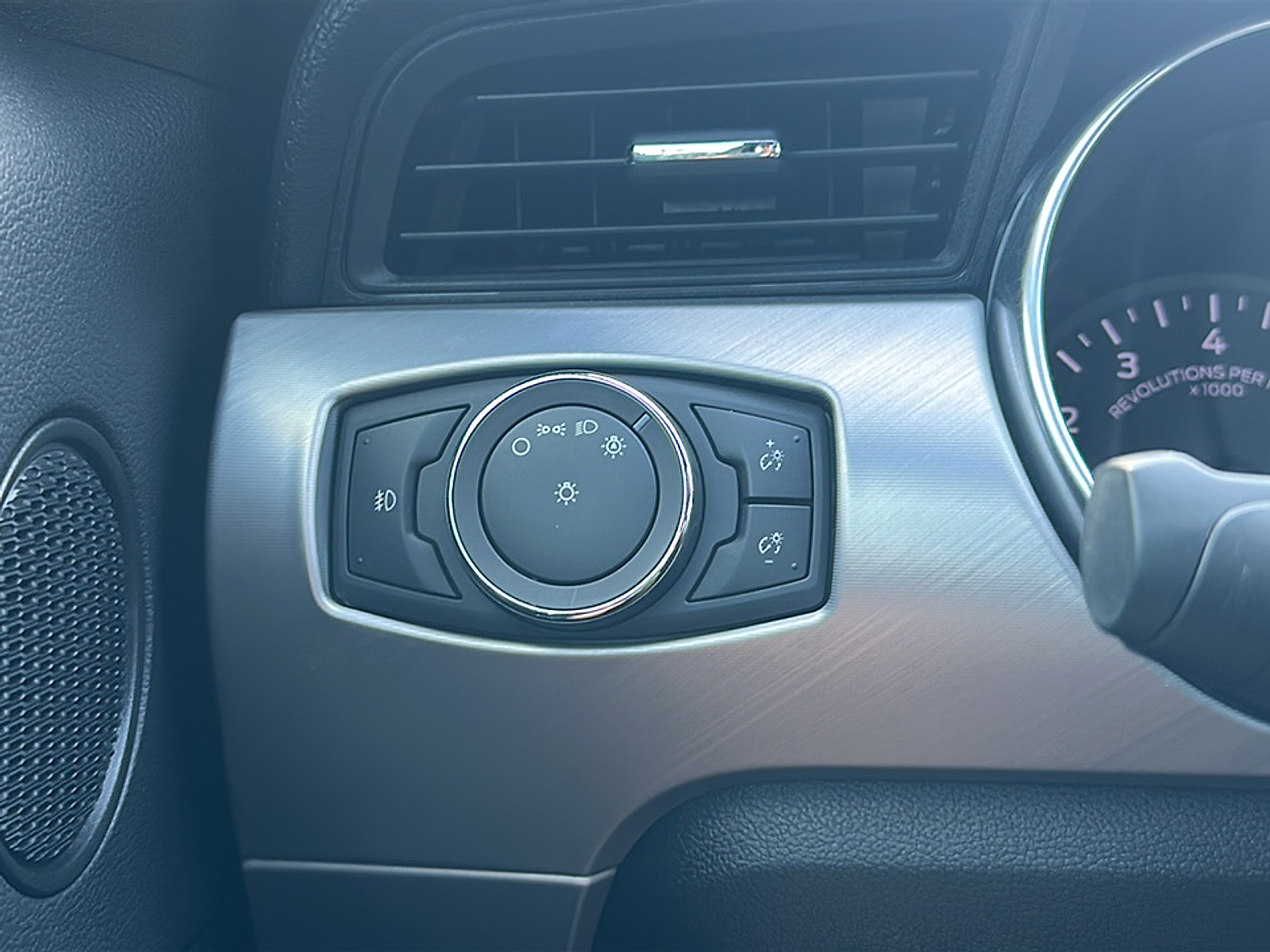 2019 Ford Mustang EcoBoost Premium photo 11