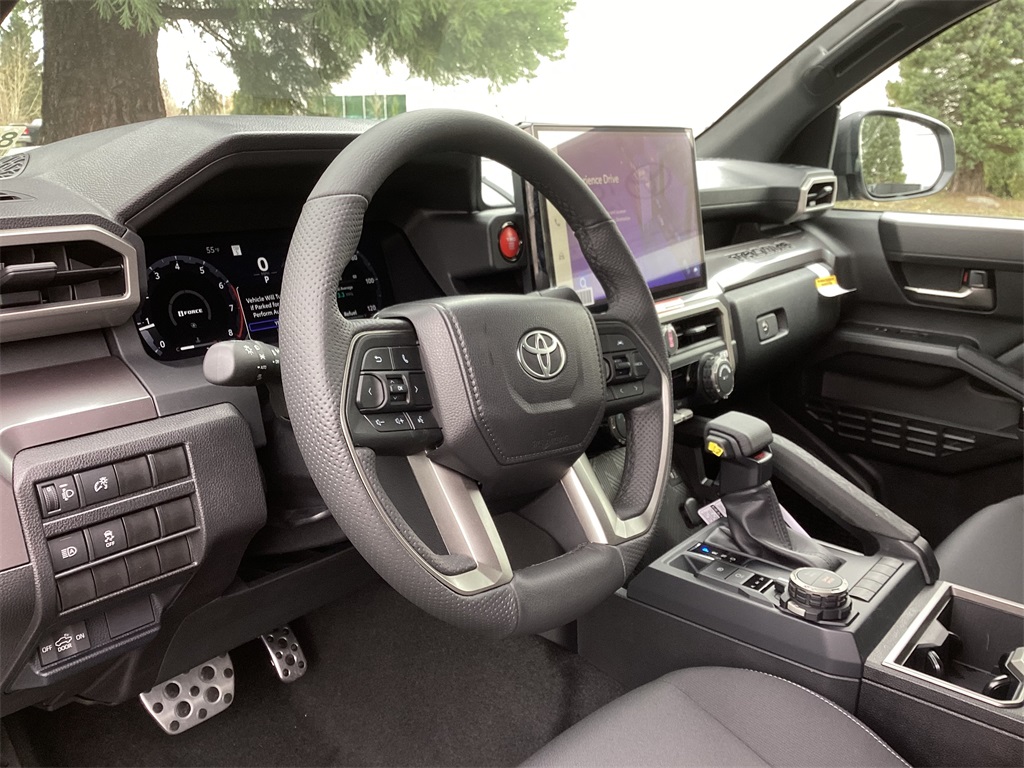 2025 Toyota Tacoma TRD Sport 4x4 Double Cab photo 2