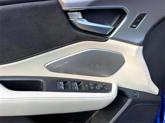 2025 Acura RDX A-Spec Advance photo 16