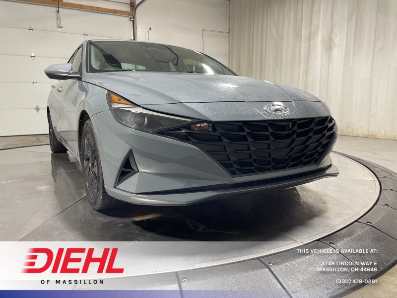 2022 Hyundai Elantra Blue