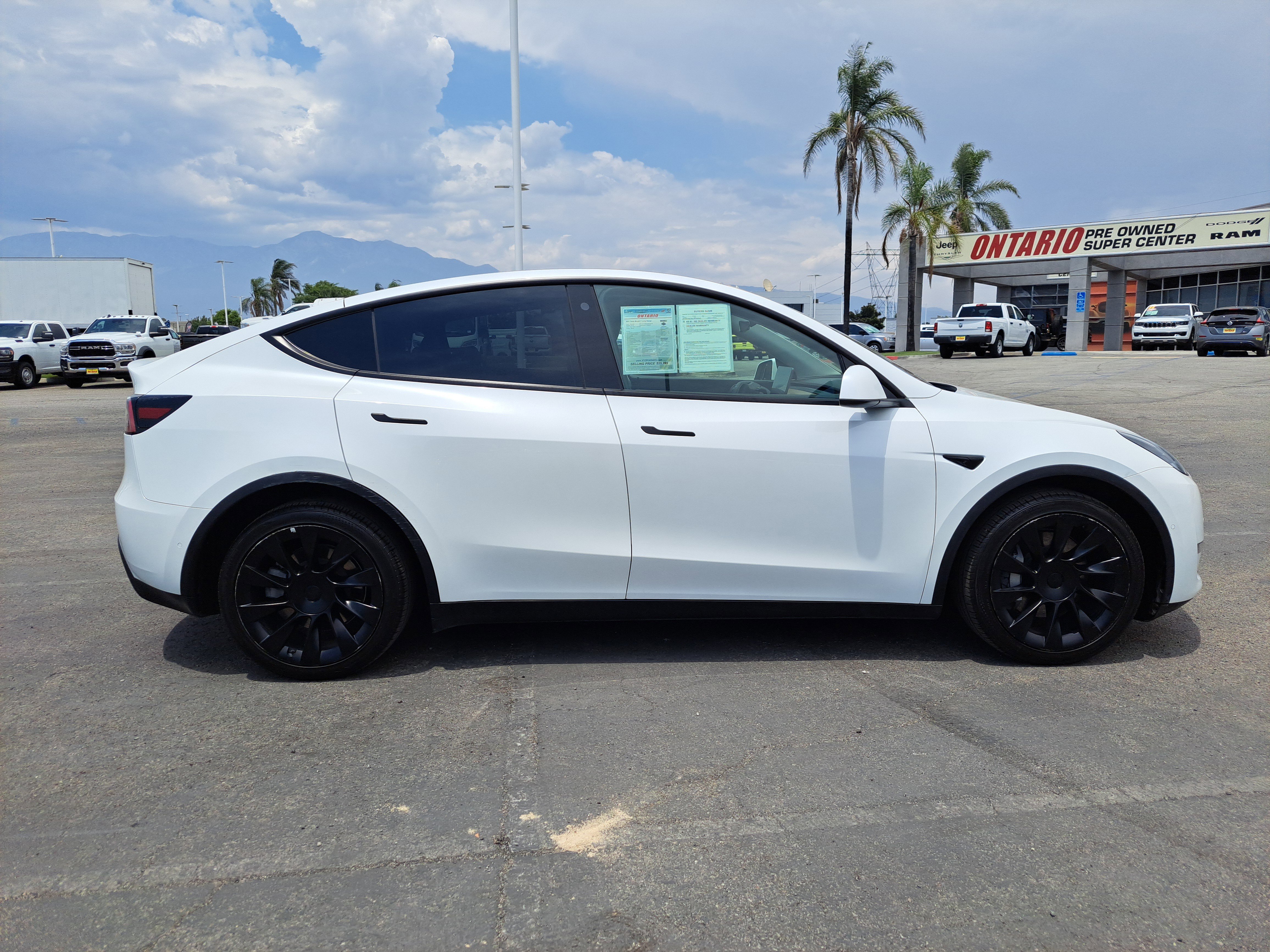 Used 2022 Tesla Model Y Long Range with VIN 7SAYGDEE3NF353712 for sale in Ontario, CA