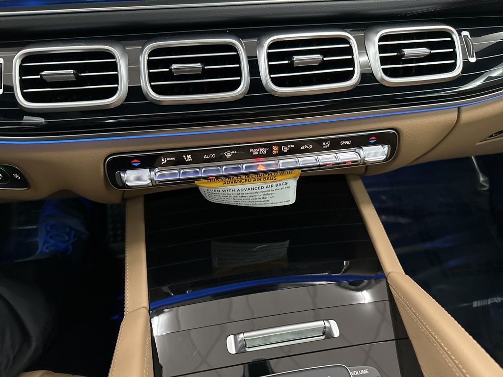 2026 Mercedes Benz GLS 580 4MATIC photo 13