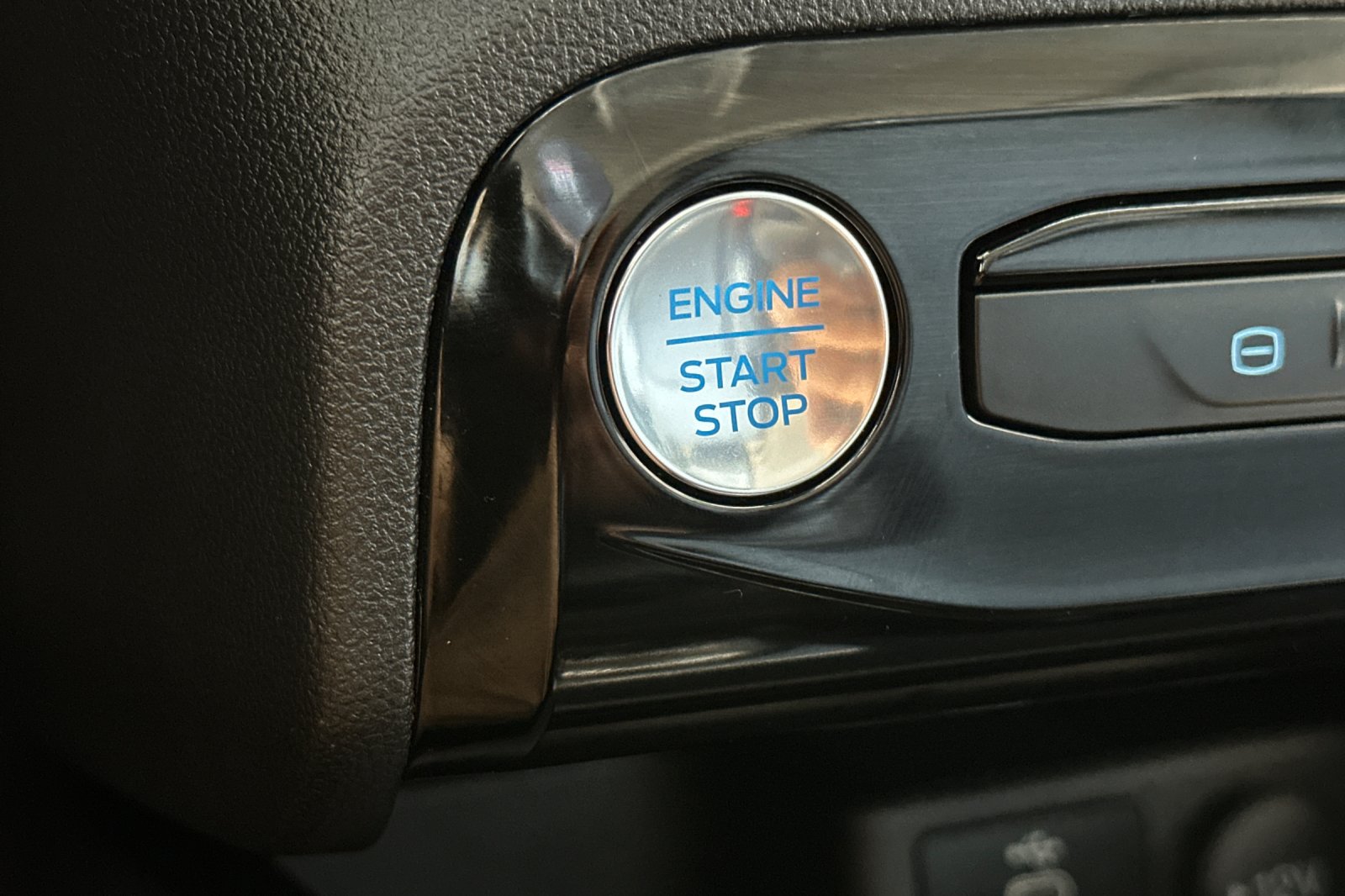 2025 Ford Escape Plug-In Hybrid Base photo 23