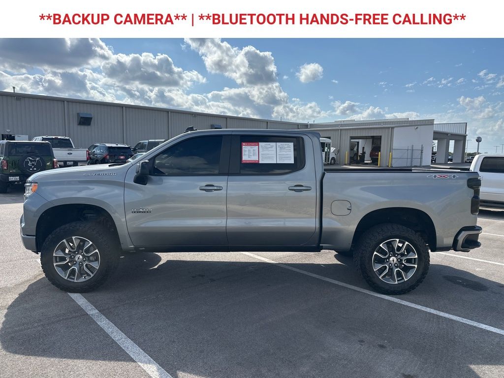 2024 Chevrolet Silverado 1500 RST photo 4