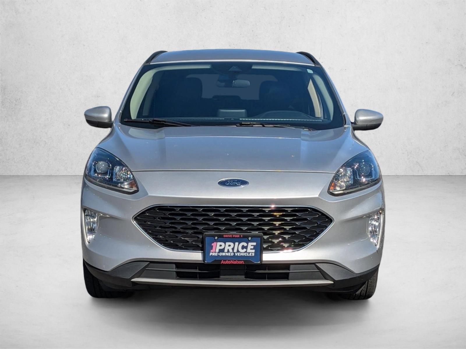 2020 Ford Escape SEL photo 2