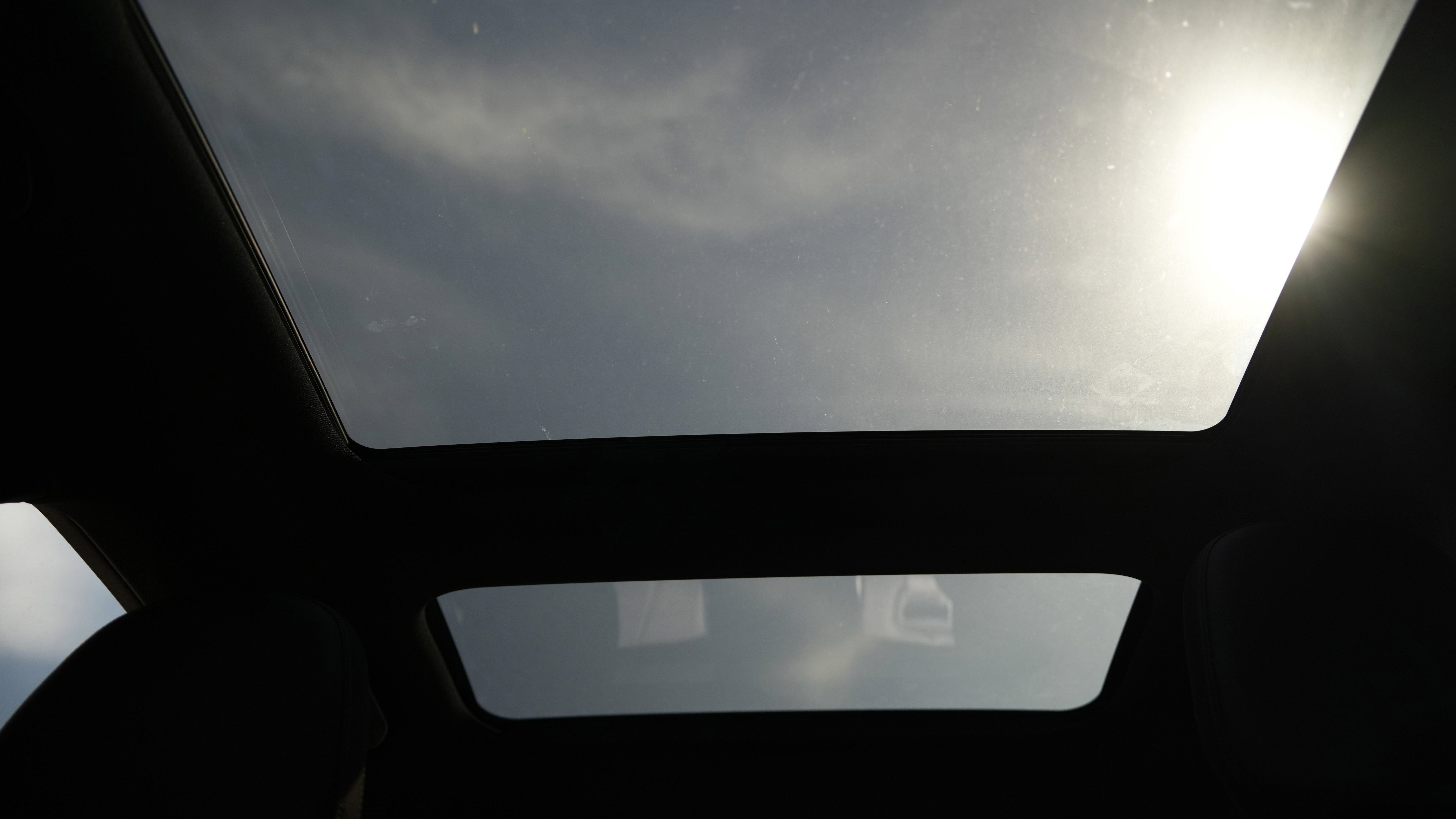 2025 Mercedes Benz C 300 4MATIC photo 3