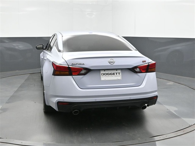 2024 Nissan Altima 2.5 SR photo 8