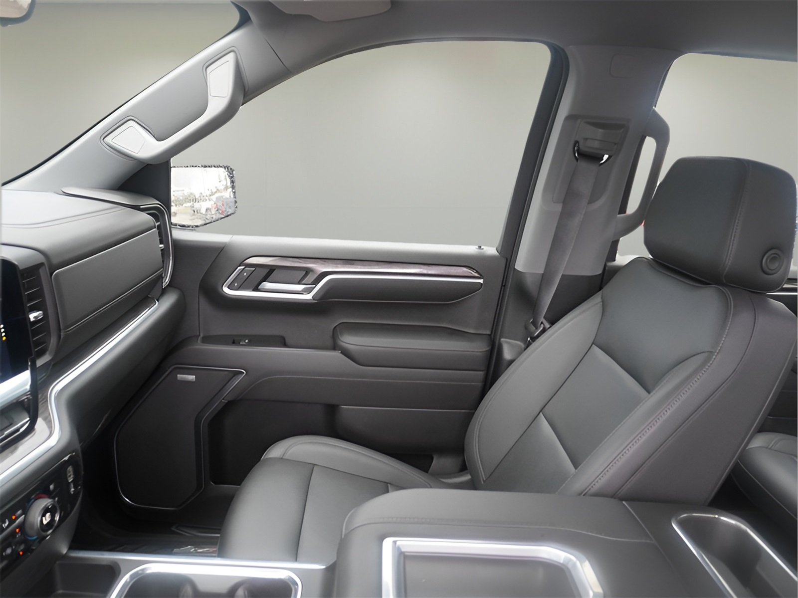 2022 Chevrolet Silverado 1500 LTZ photo 16