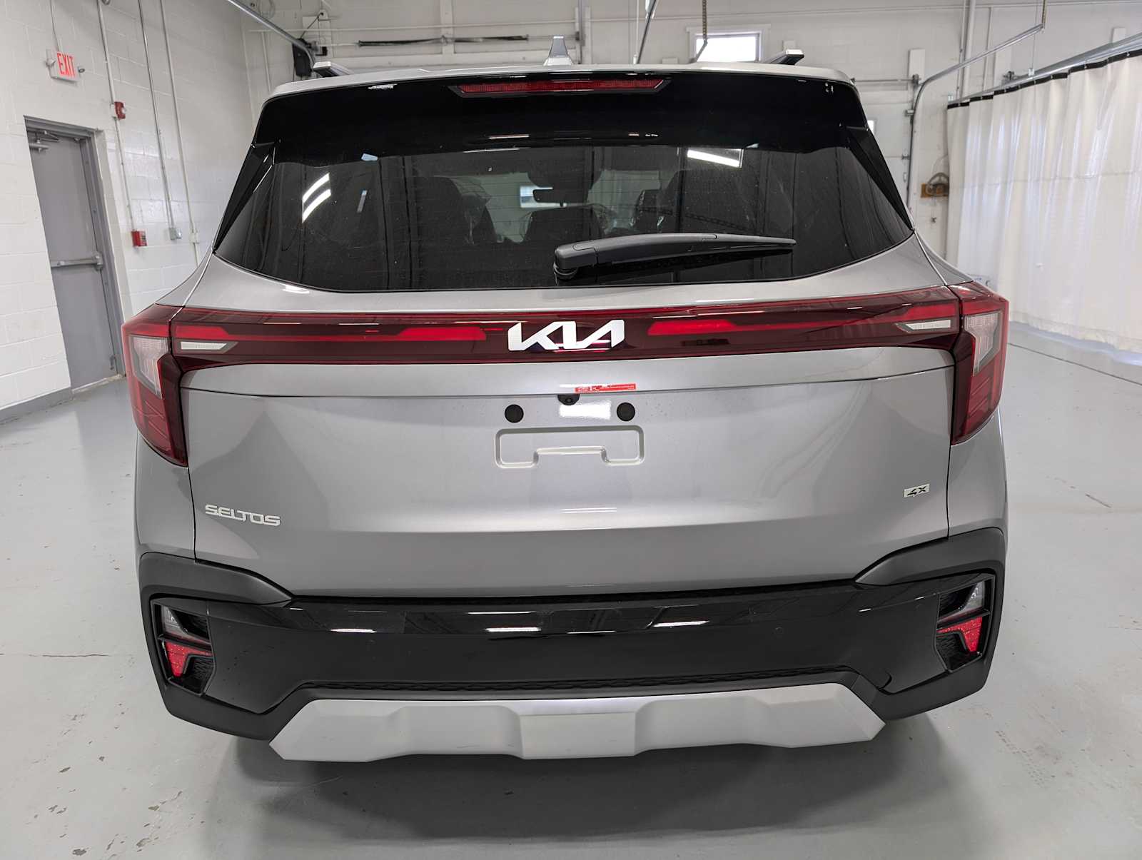 2026 Kia Seltos EX photo 8
