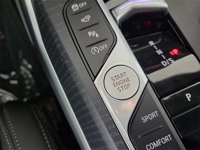2025 Bmw 330i xDrive photo 17