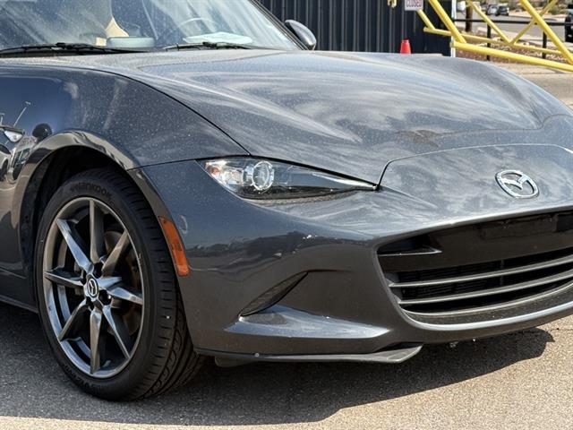 2016 Mazda MX-5 Miata Miata Grand Touring photo 2