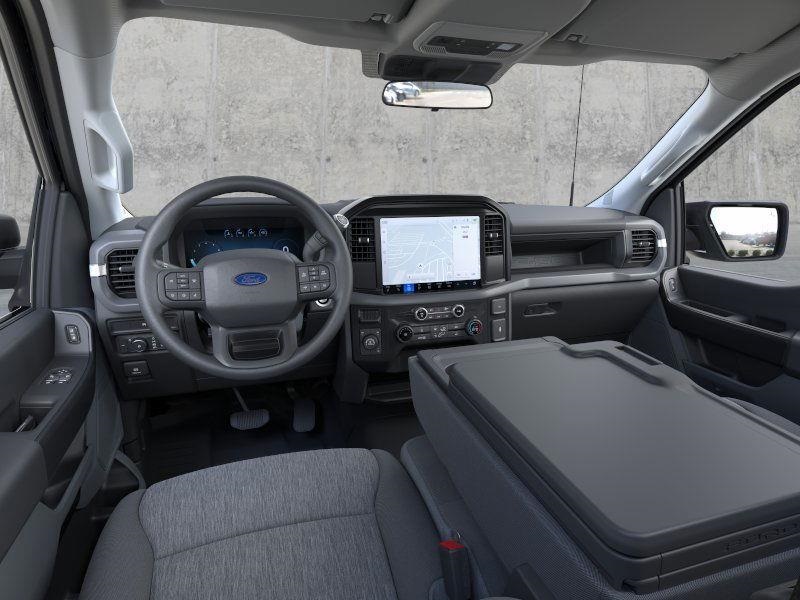 2025 Ford F-150 XL photo 8