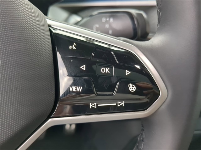 2025 Volkswagen ID. Buzz Pro Plus photo 26