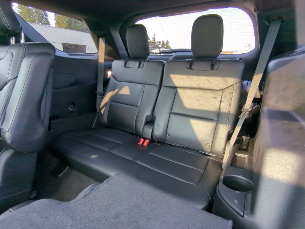 2021 Ford Explorer ST photo 6