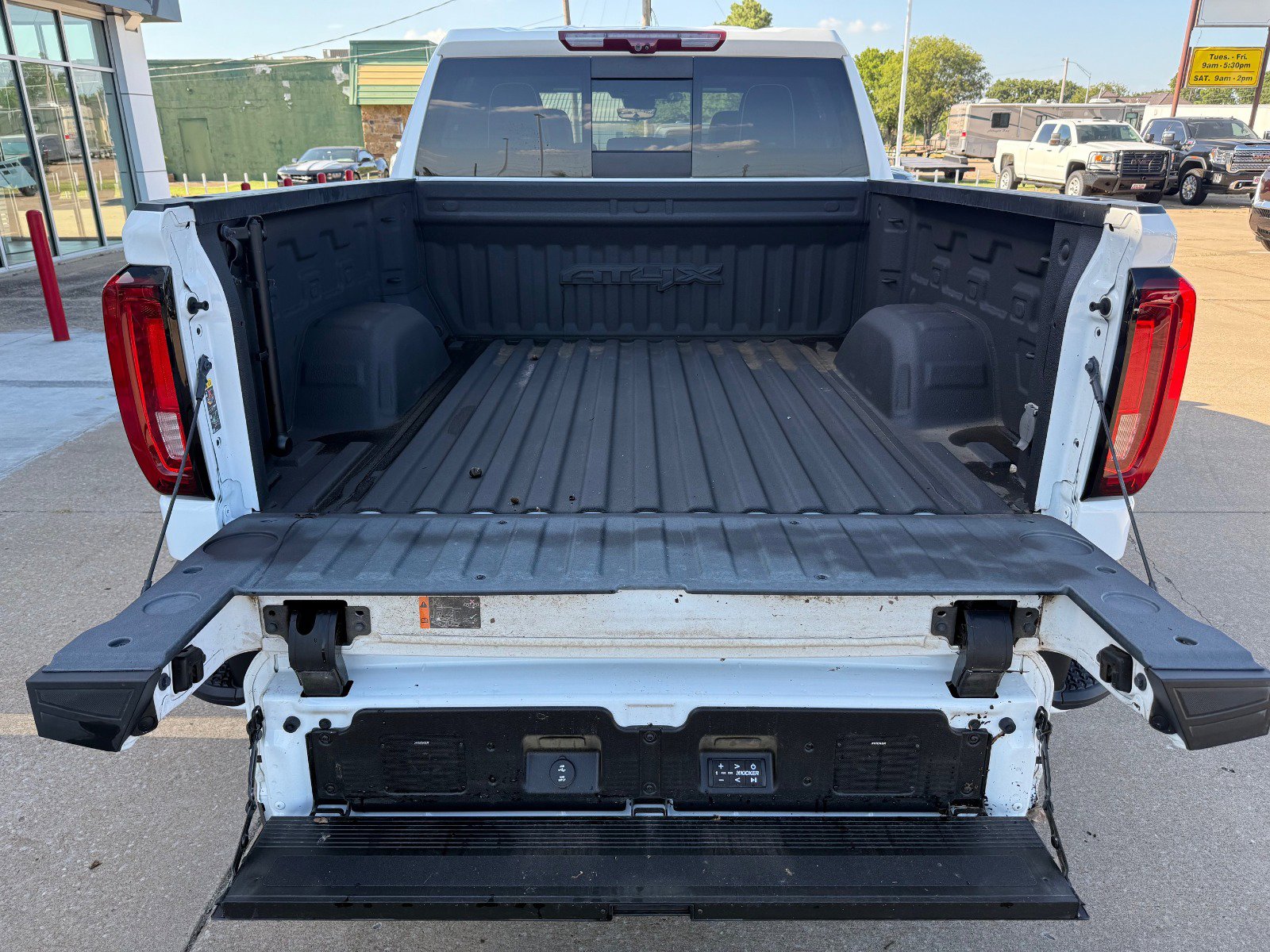 2022 Gmc Sierra 1500 AT4X photo 3