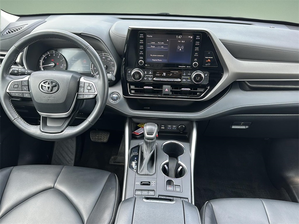 2022 Toyota Highlander XLE photo 14