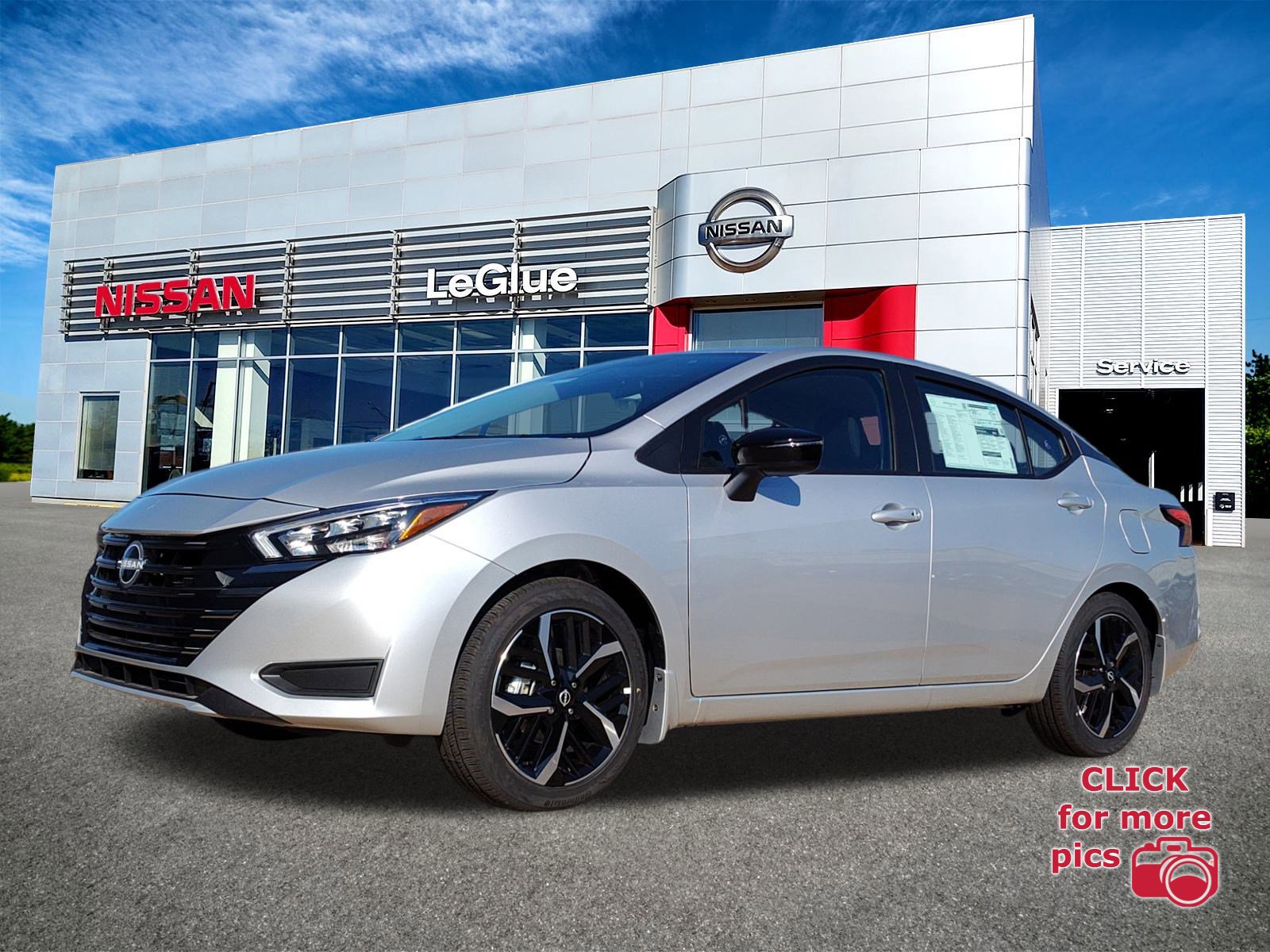 2025 Nissan Versa Sedan SR