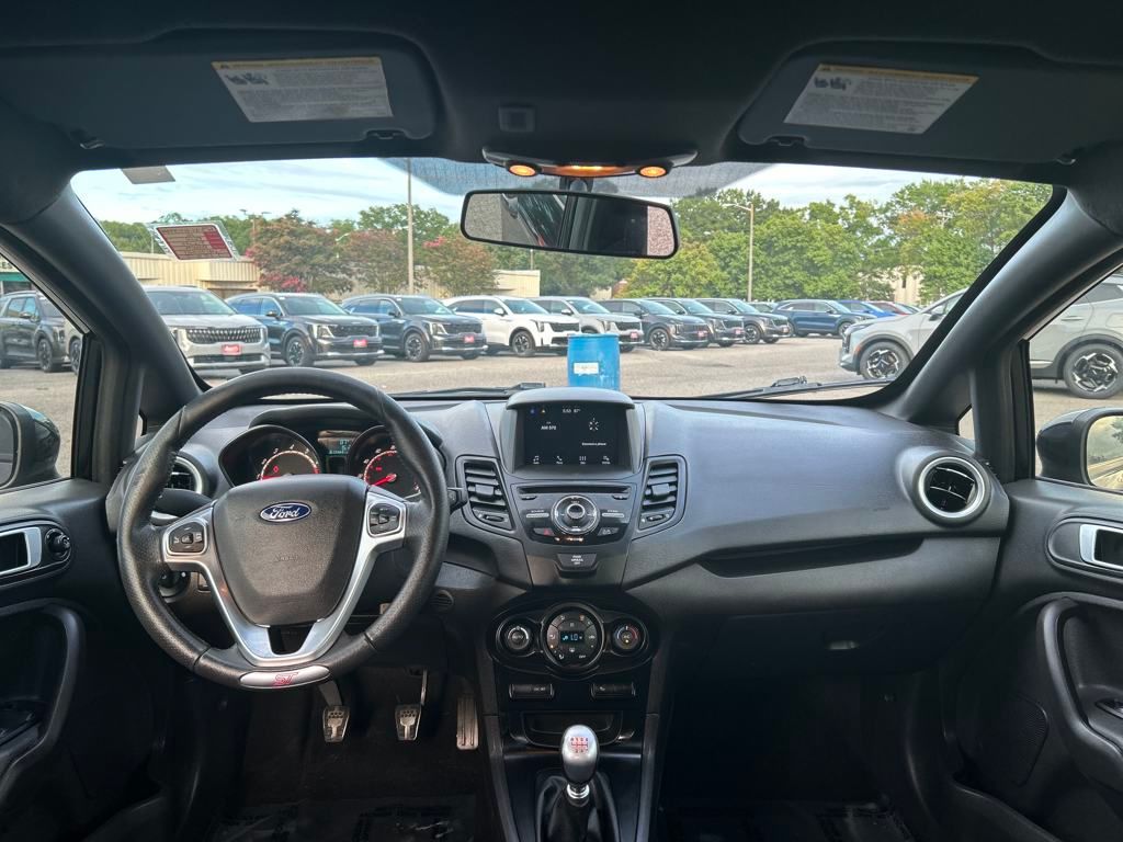 2018 Ford Fiesta ST photo 19