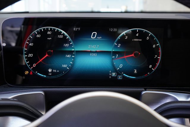 2022 Mercedes Benz GLB 250 photo 17