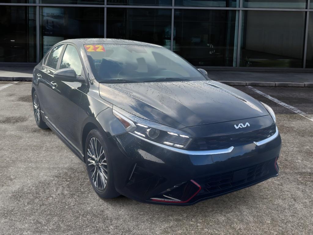 2022 Kia Forte GT-Line photo 3