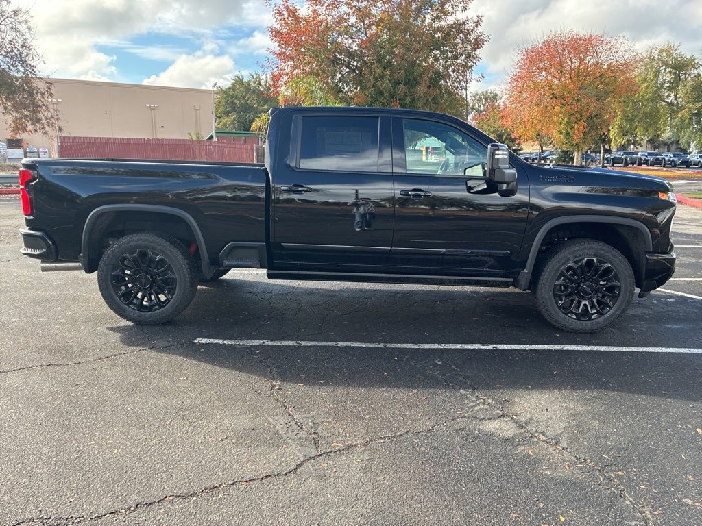 2026 Chevrolet Silverado 2500HD High Country photo 2