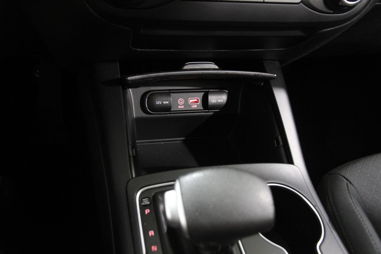 2020 Kia Sorento LX photo 14