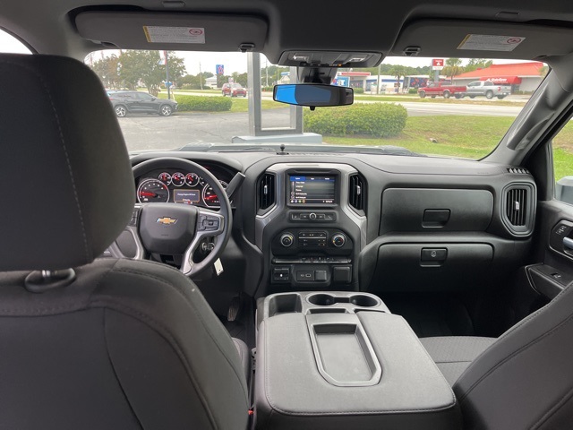 2022 Chevrolet Silverado 2500HD Custom photo 14