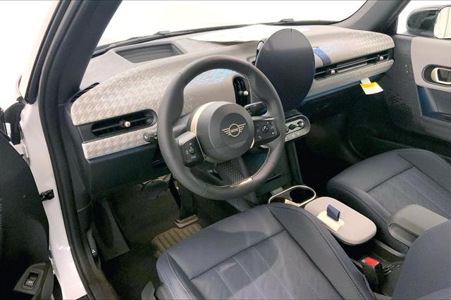 2026 Mini Cooper Convertible Signature photo 4