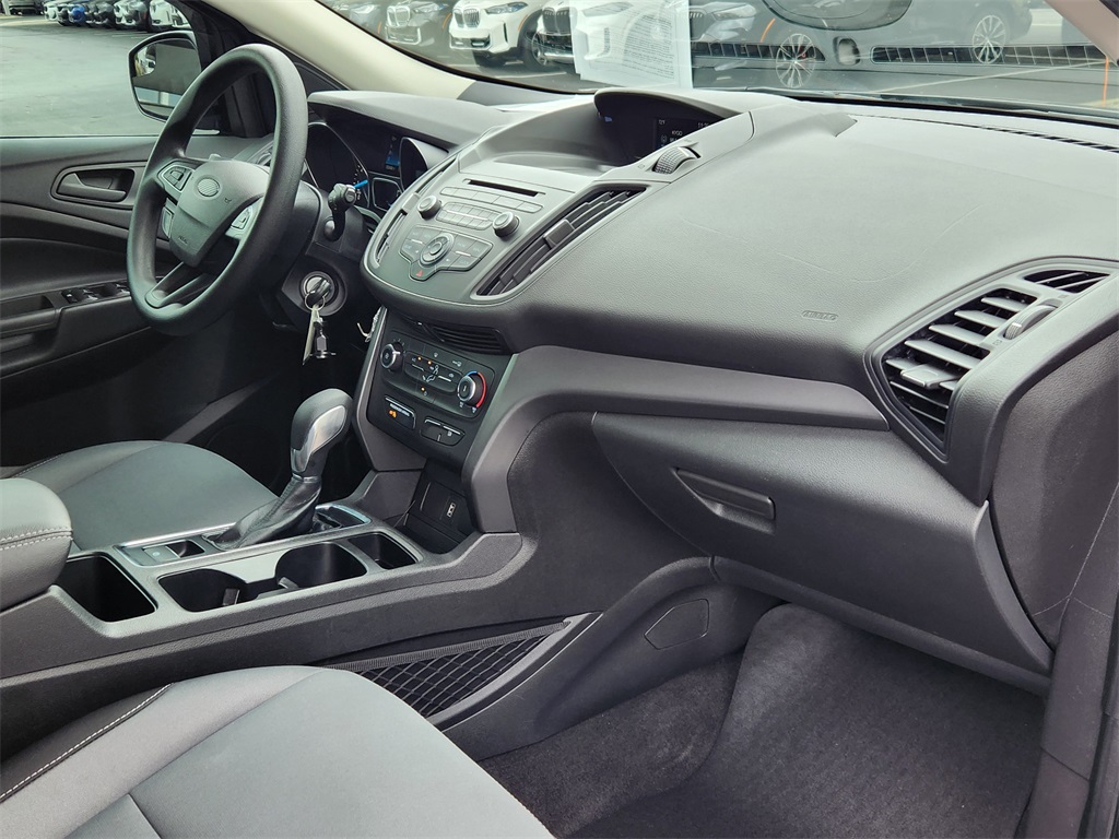 2018 Ford Escape S photo 15