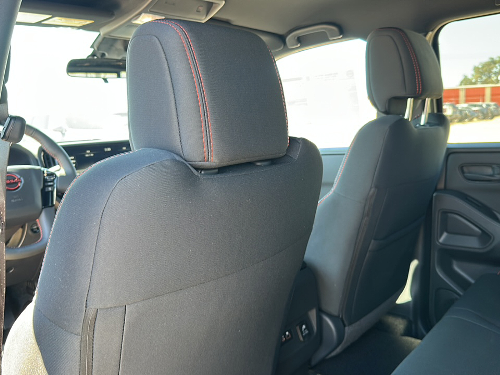 2026 Nissan Frontier Crew Cab PRO-X photo 4