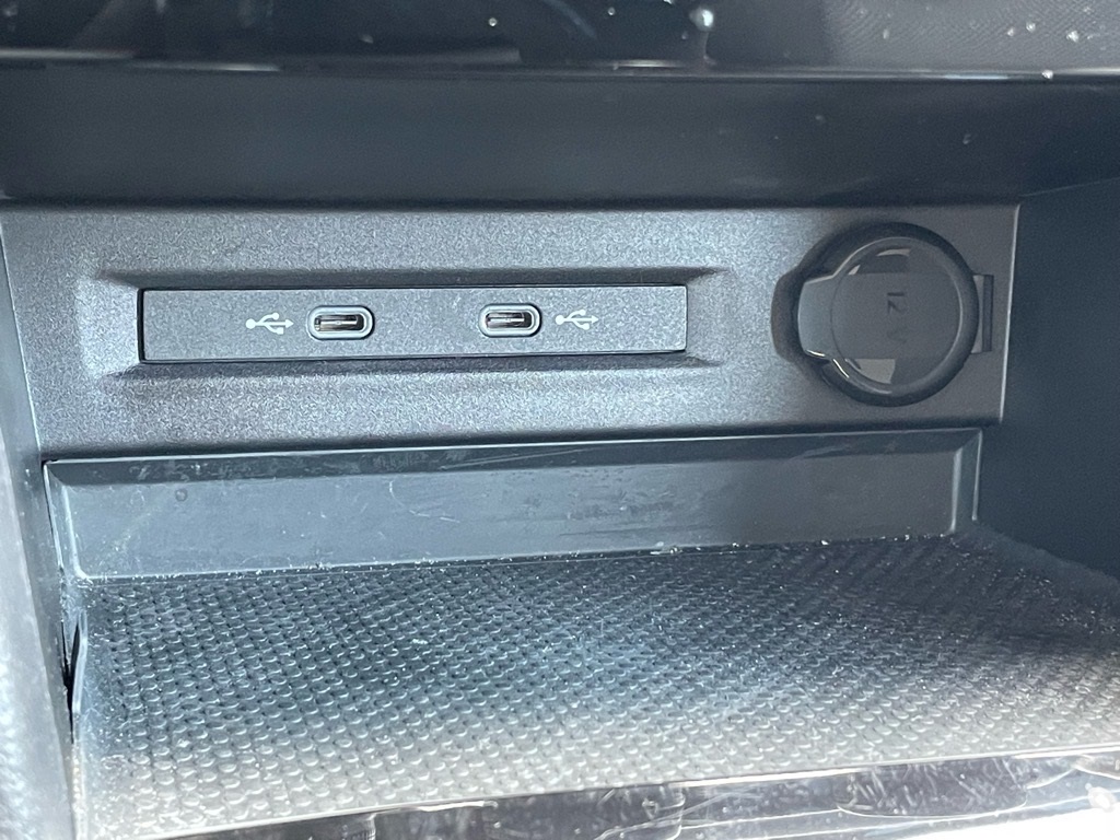 2023 Volkswagen Taos S photo 15