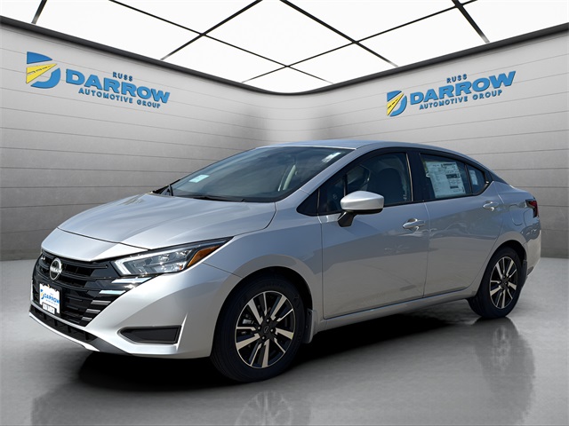 2025 Nissan Versa SV's photo