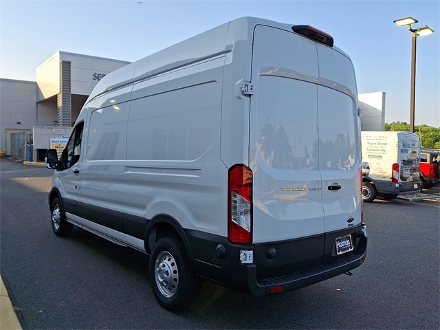 2025 Ford Transit photo 2