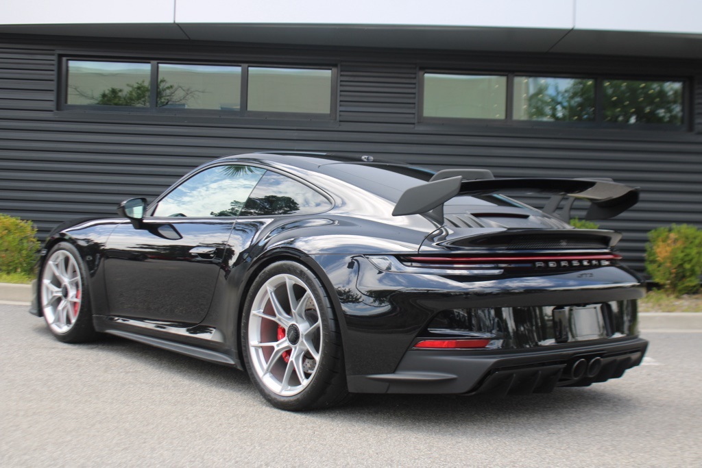 2022 Porsche 911 GT3 Coupe photo 3