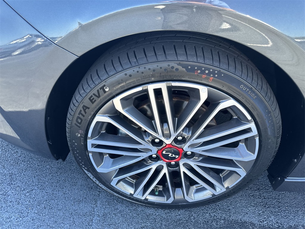 2023 Kia Forte GT photo 16