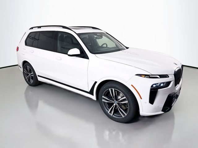 2026 BMW X7 40i's photo