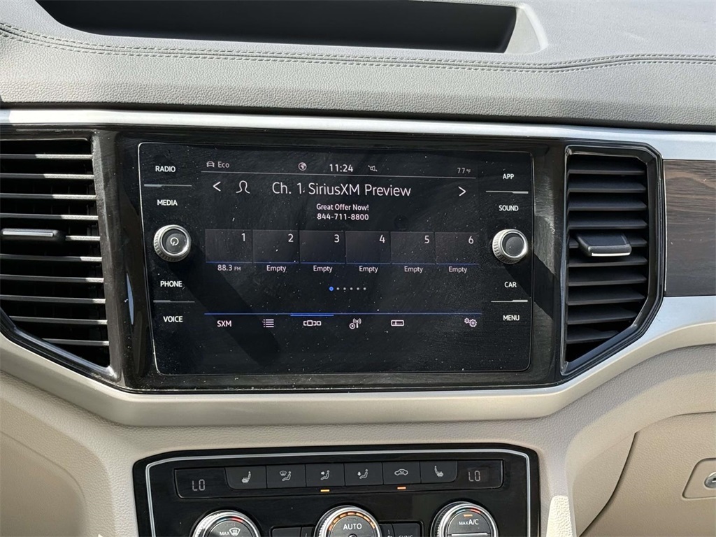 2023 Volkswagen Atlas V6 SE Technology photo 3